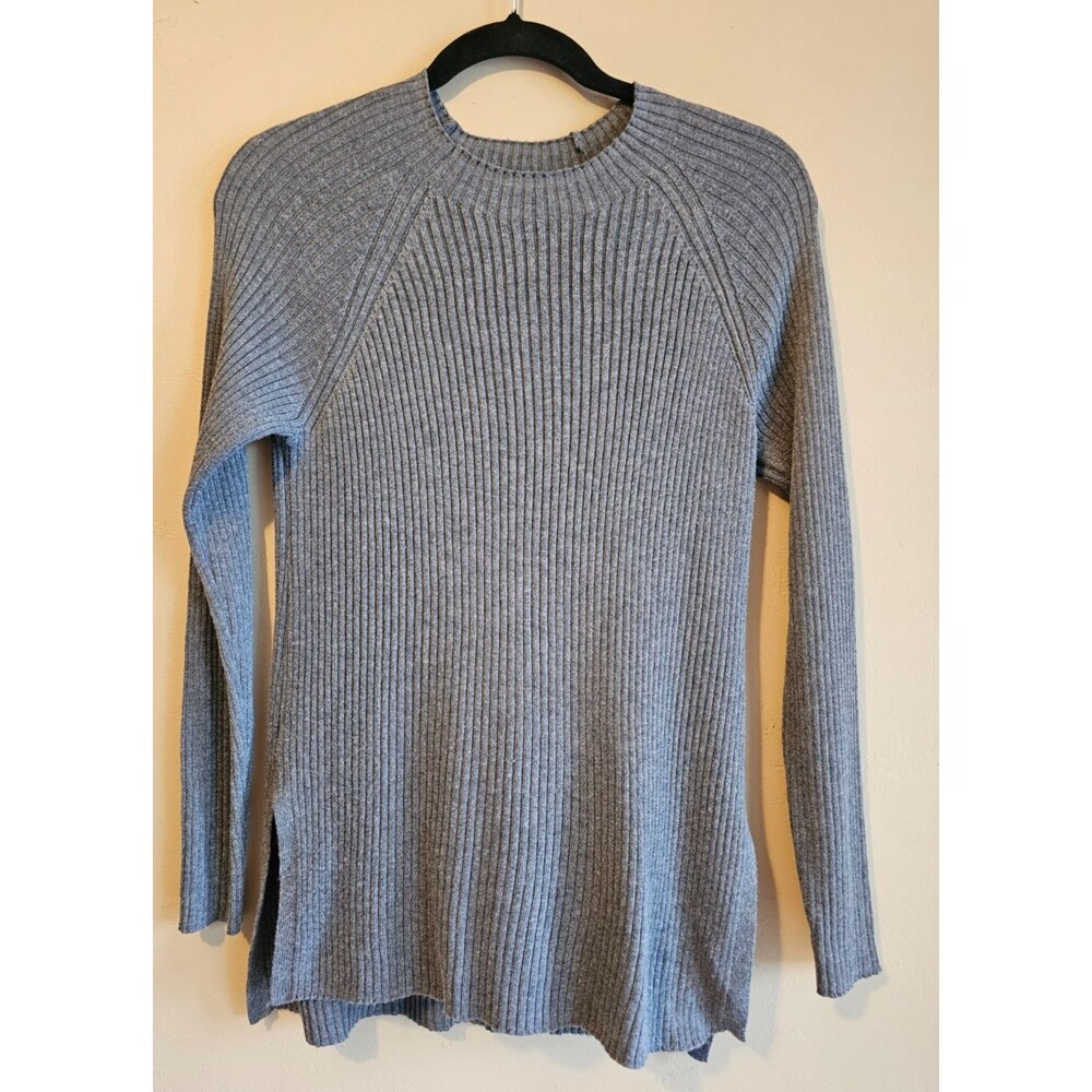 Elie Tahari Women's M Gray Solid Ribbed  Long Sleeve Sweater blend w cashmere